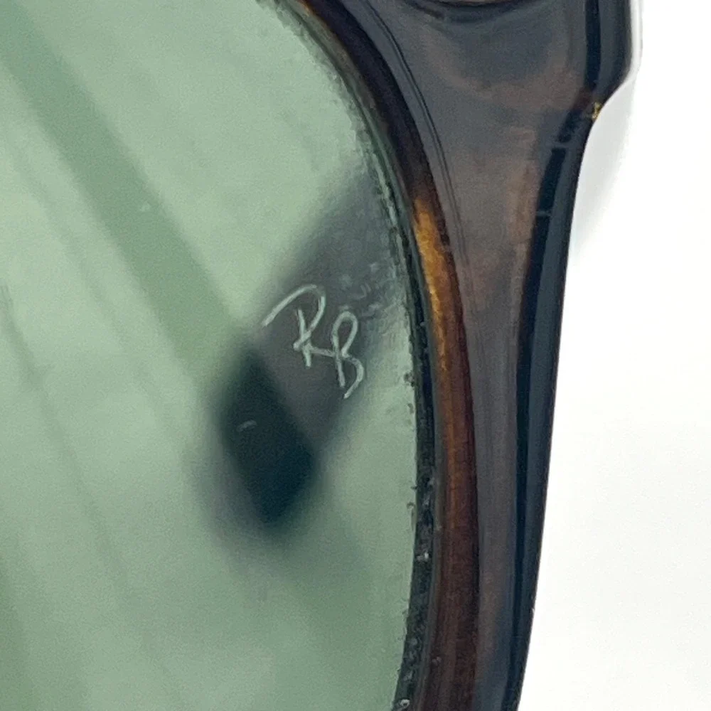 Ray-Ban RB2132 New Wayfarer Sunglasses Tortoise Shell 902 52-18 3N Italy
